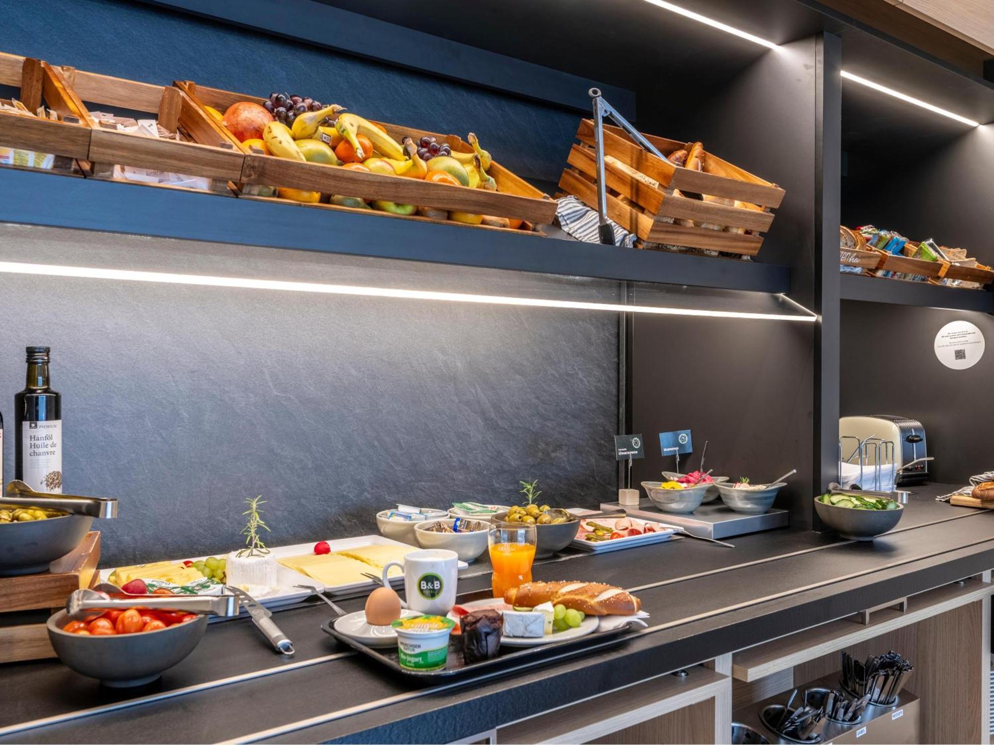 B&B Hotel Schweinfurt-City ภายนอก รูปภาพ
