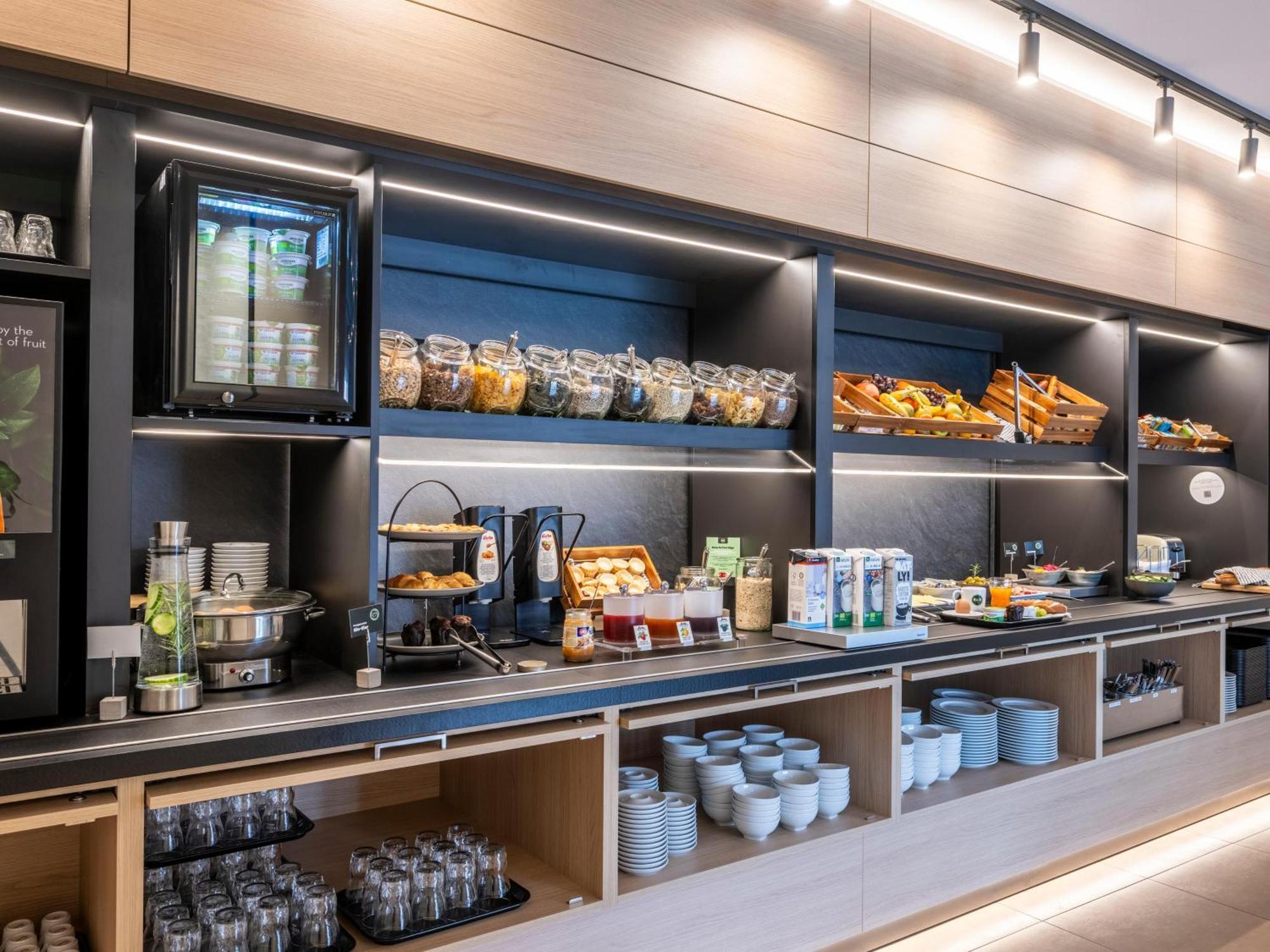 B&B Hotel Schweinfurt-City ภายนอก รูปภาพ